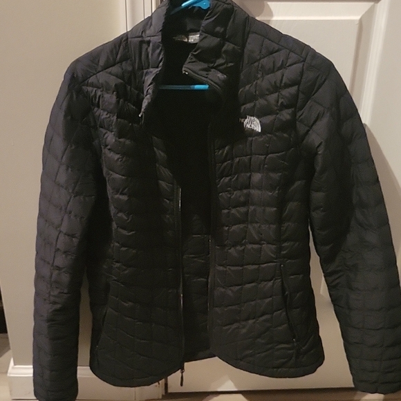 The North Face Women's Black Quilted Jacket - Picture 1 of 1